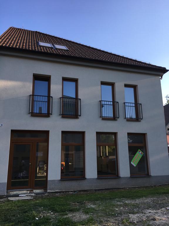 Apartmany Sofia Kamenice Nad Lipou Bagian luar foto